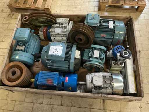 Stock di accessori,ricambi e giacenze di magazzino