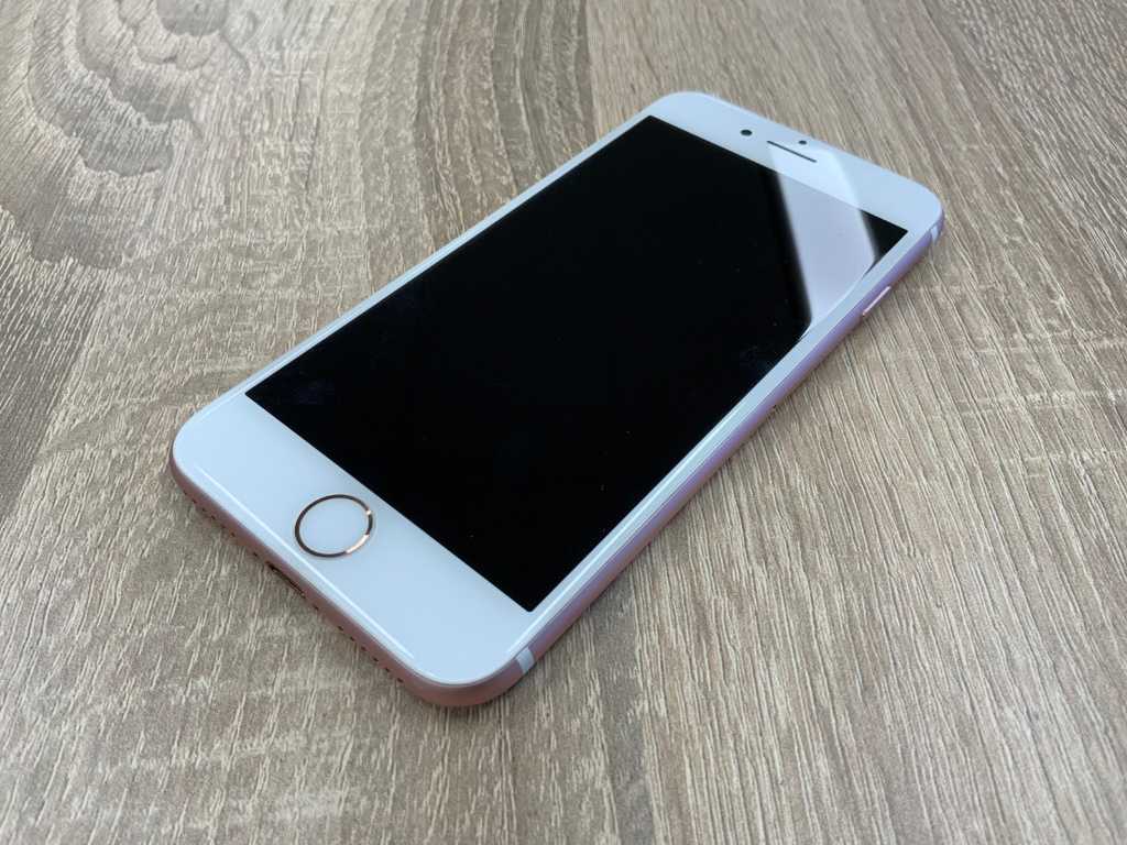 Apple - iPhone 7 - A1778 - Mobile phone