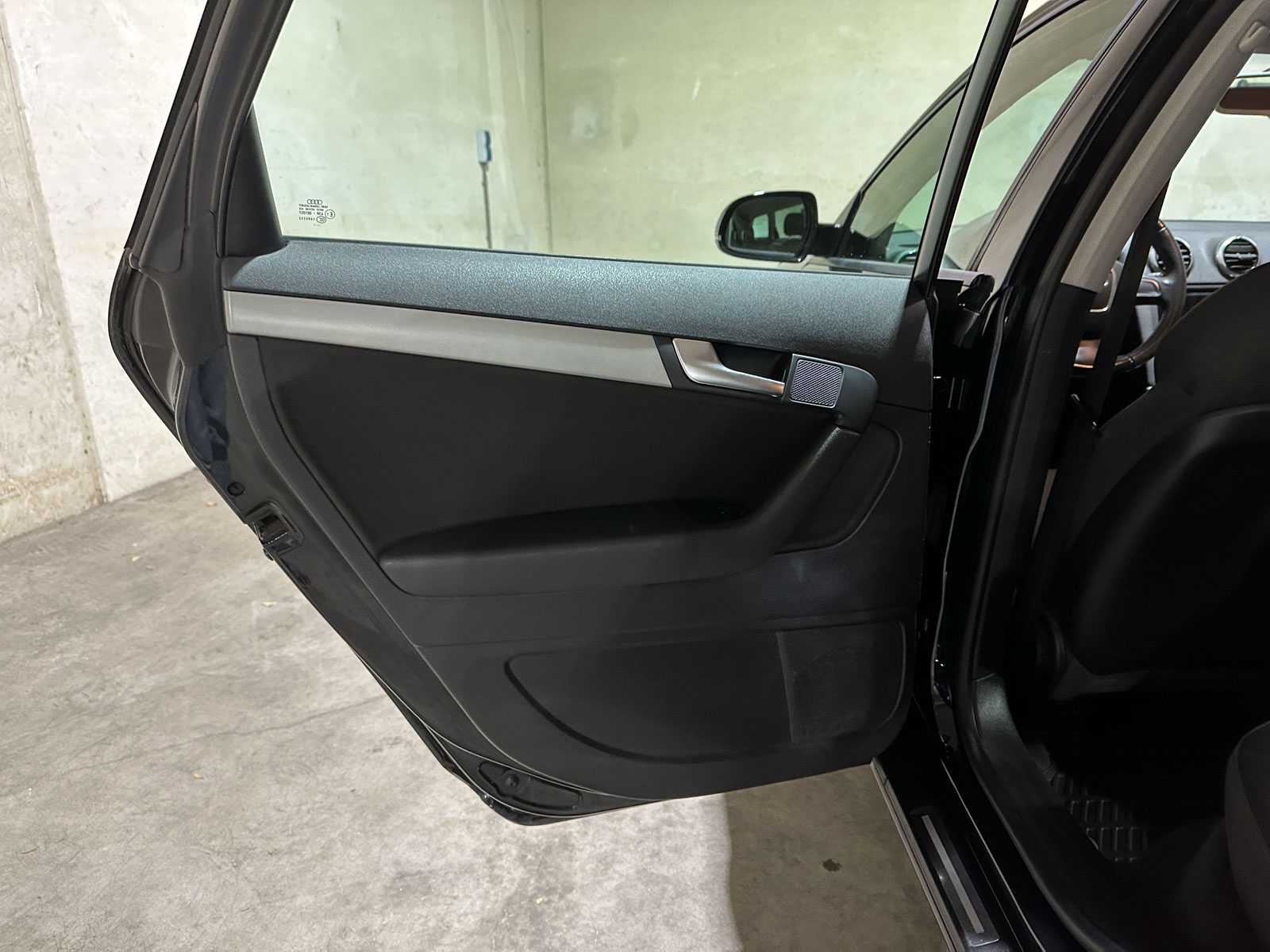 Audi A3 Sportback 1.8 TFSI Quattro Ambition Business Edition 160pk 2011 (Origineel-NL), 04-RBV-3