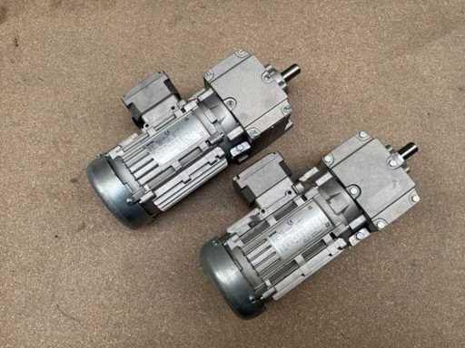 Lenze G500-H100 Motorreductor (2x)