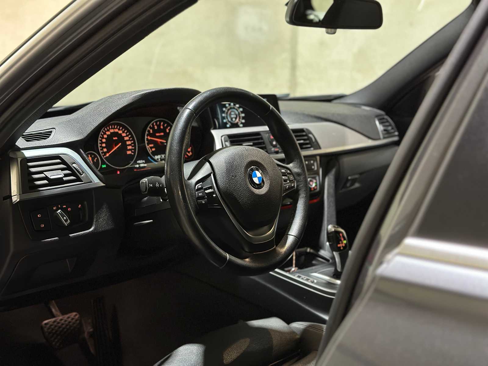 BMW 320i Automatic Centennial High Executive 184hp 2016 3-Series Touring, JR-371-D