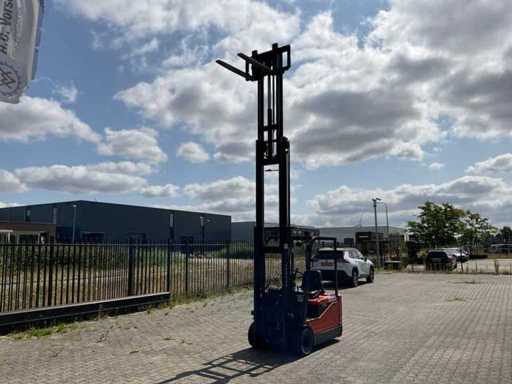 Carrello elevatore Toyota 5FBE18 del 2000