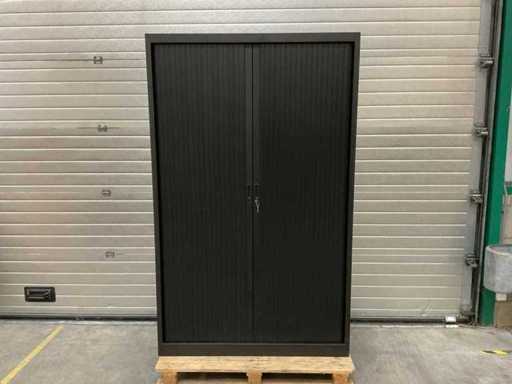 Armoire à porte roulante