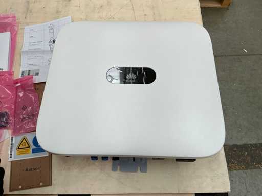 HUAWEI SUN2000-12KTL-M58 Inverter - Three Phase (REF: 4005441)