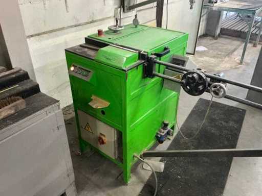 Mașină de frezat Hegla SF500