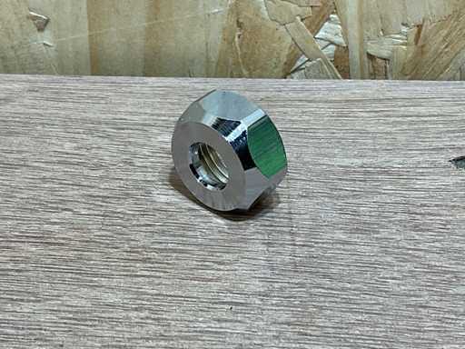 FRIEDRICH GAMPPER KG Locknut E77 1/2x10mm chrome (100x)