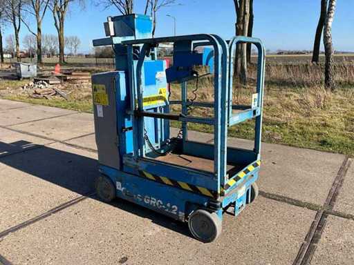 2016 Genie GRC-12 Mast Lift