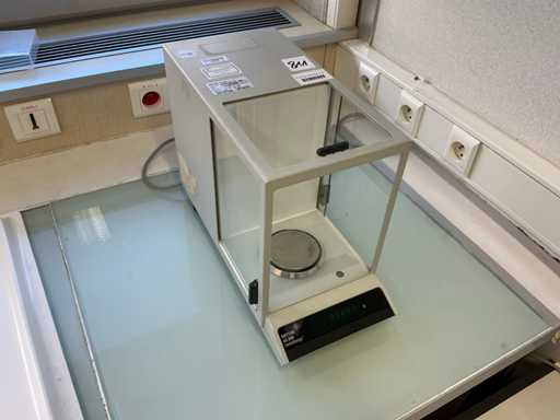 Mettler AE 260 Delta Range Balance