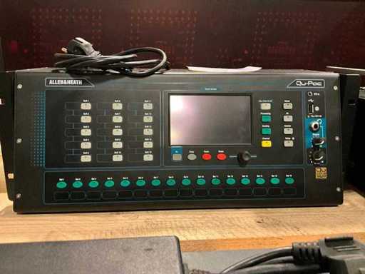  Miscelatore rack Allen&Heath QU-Pac 