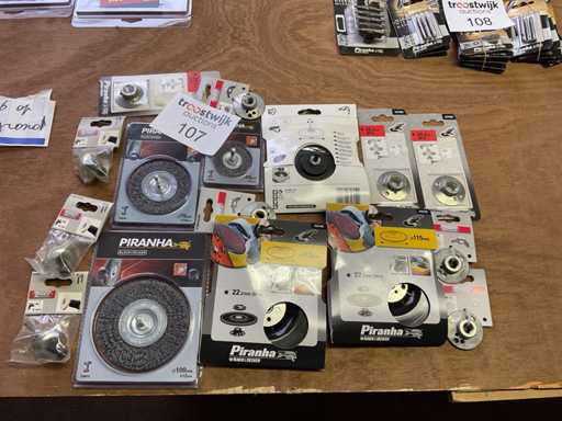 Partij schuurgereedschap