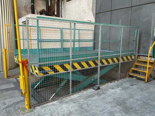 2011 BOLZONI AURAMO Platform Lift