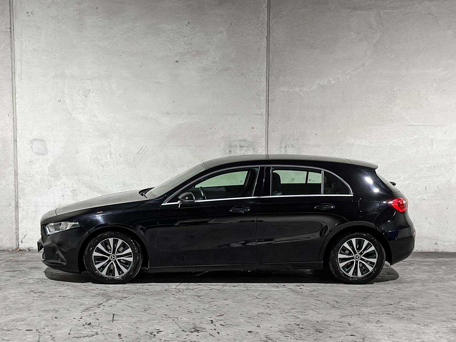 Mercedes-Benz A180 d 7G-DCT Business Solution A-Klasse 116pk 2020 (Origineel-NL+1e eigenaar), H-772-KD