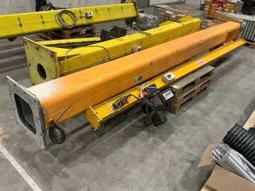 2015 VHT BC335T05 Drehkraninstallation mit Kettenheber (500 kg)