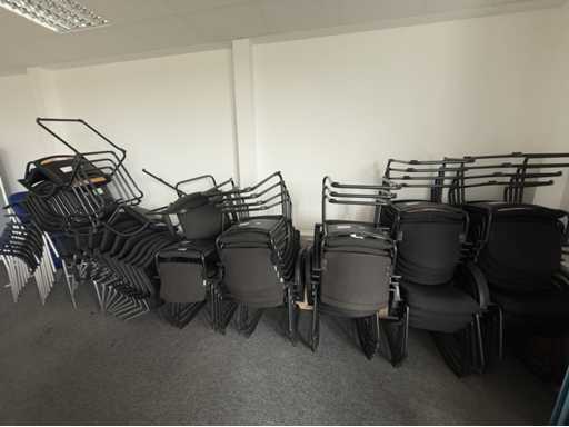   Chaises de poteau