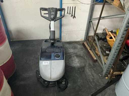 NILFISK SC351 Scheuer-Saugmaschine
