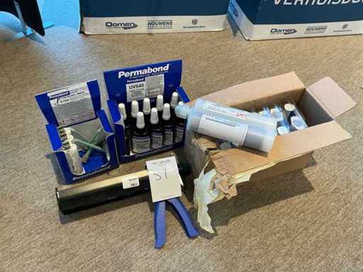 Pistolet twinkit avec divers adhésifs