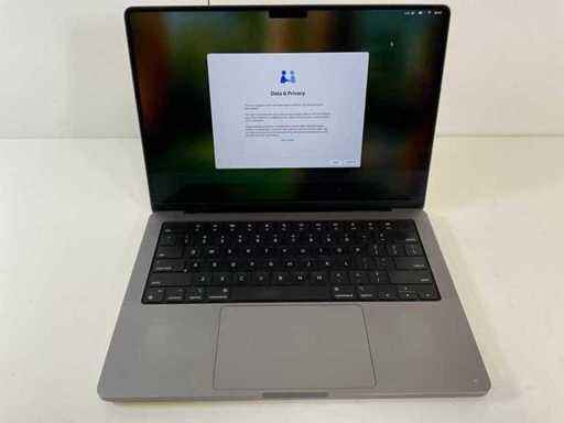 Apple MacBook Pro 14", Apple M1 Pro, 16 GB RAM, 512 GB SSD Laptop