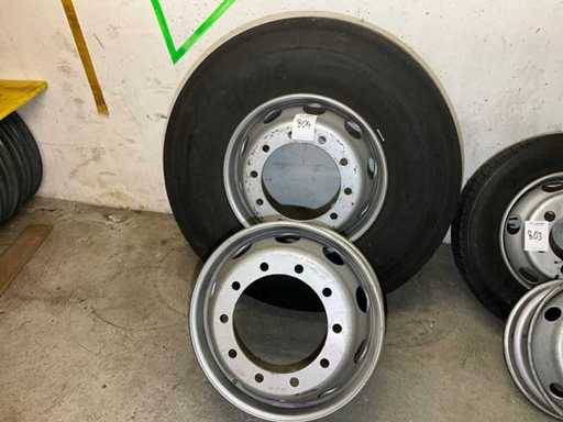 315/80R 22.5 LKW Reifen mit 2 Felgen
