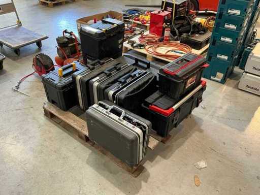 Walizka narzędziowa (9x)