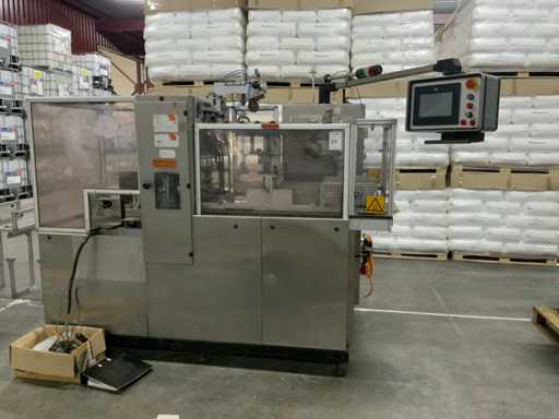 Overwrapping machine