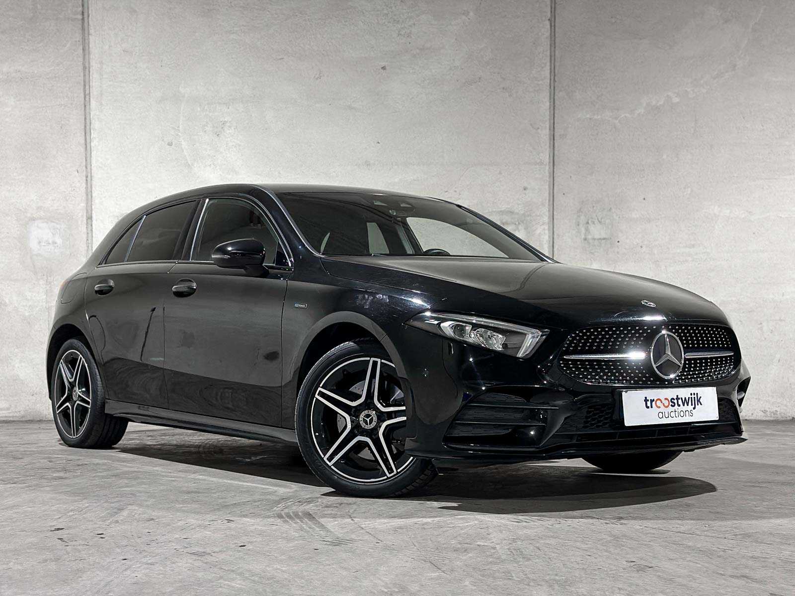 Mercedes-Benz A250 e Business Solution AMG Limited A-klasse 160pk 2021 (Origineel-NL), K-518-SP