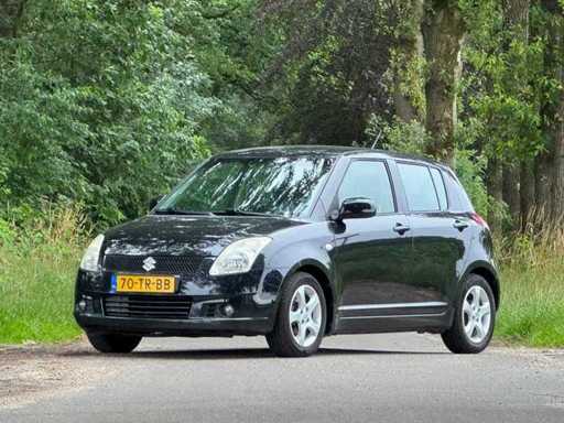 Suzuki - 2007 - Swift - 1.3 Shogun - 70-TR-BB