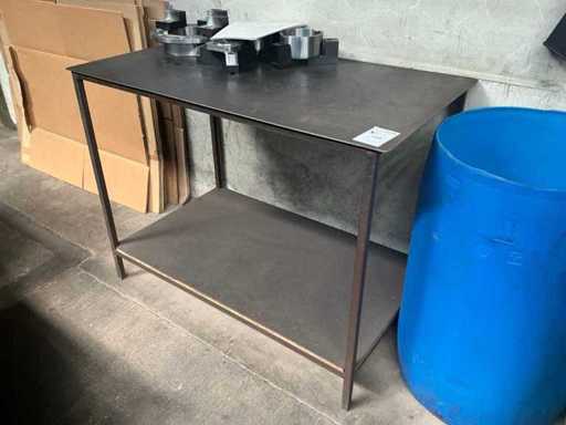 Metalen tafel (3x)