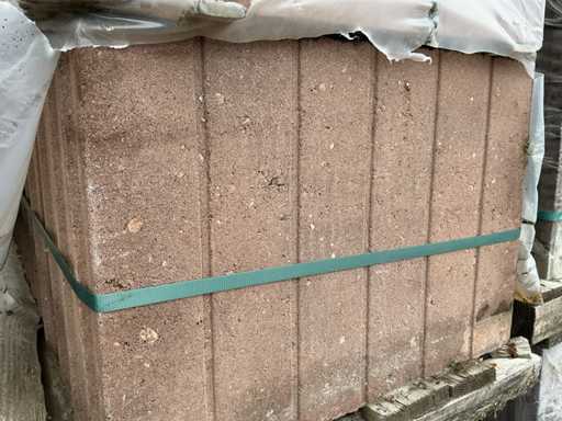 Steine und Pflastersteine (78x)