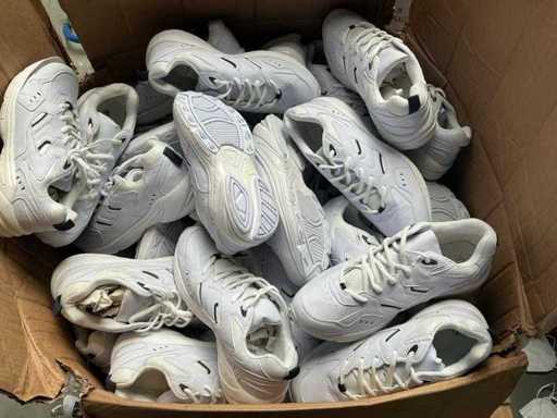 Chargen verschiedener Schuhgrößen