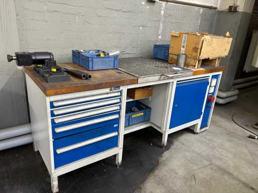 GARANT workbench with contents 