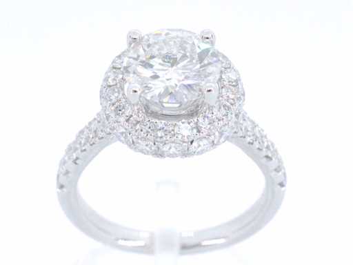 Witgouden entourage ring 2.00 ct briljant