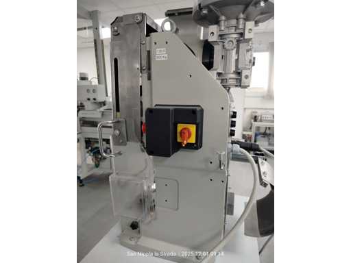 MECAL - P040 - Mecal 4T Press - 2016