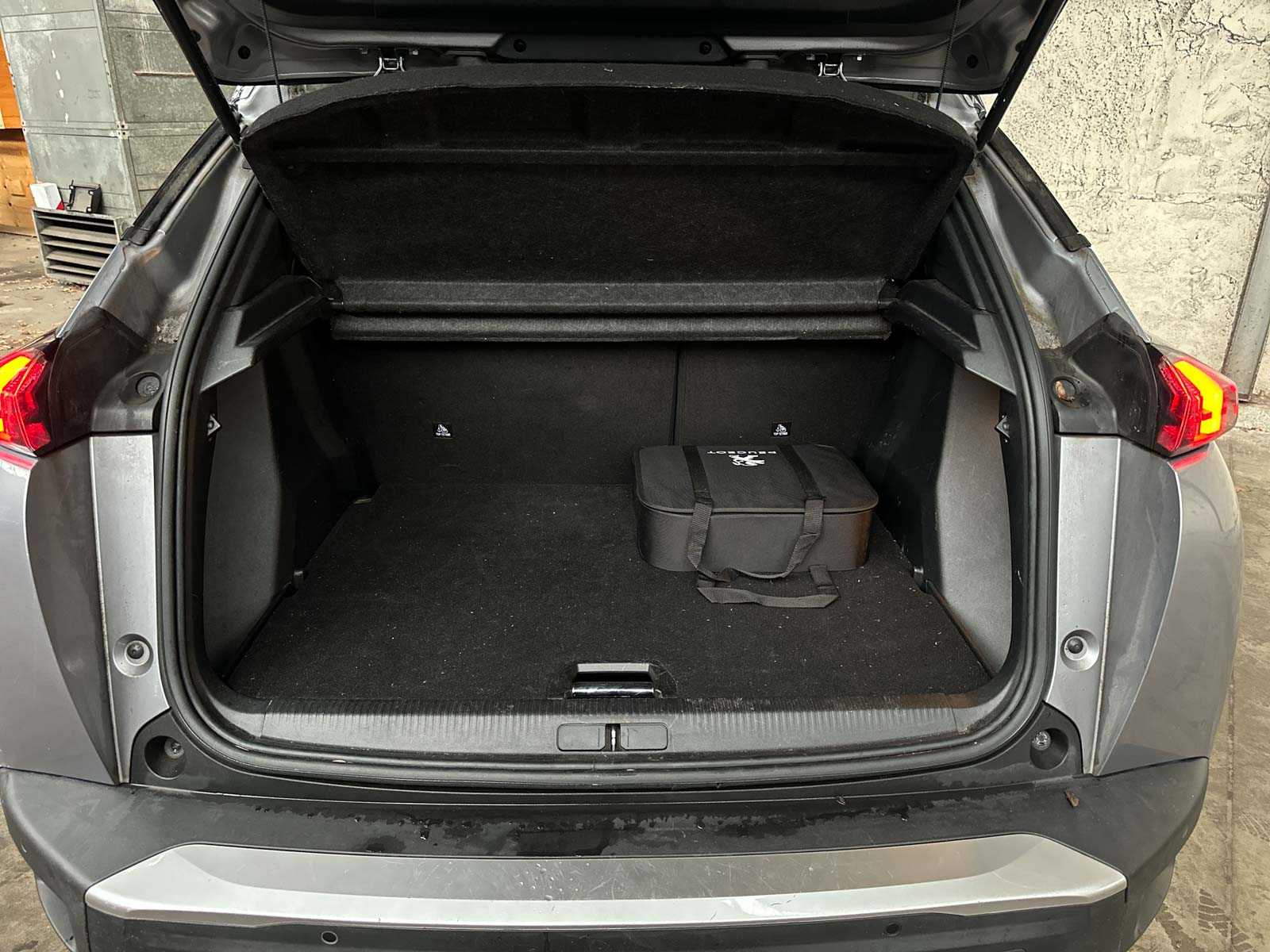 Peugeot e-2008 EV GT 50 kWh 136 PS 2020, K-173 PS