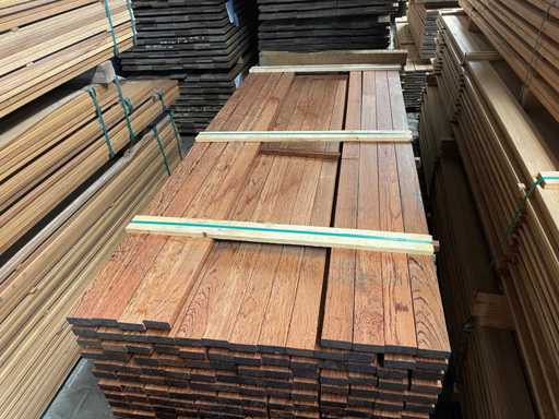 Walaba-Latten gehobelt 2450x70x27mm (101x)