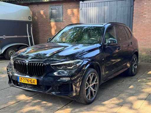 BMW - 2021 - X5 - xDrive45e Executive - Z-276-GX