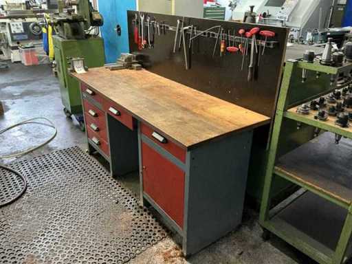 KÜPPER workbench including contents