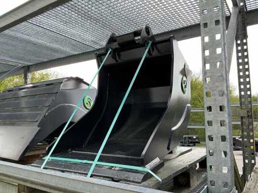 STEELWRIST Graafbak 700mm