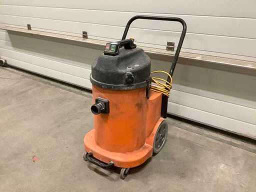 Aspirator pentru construcții