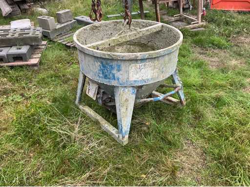 Cube de béton 300litres Autre matériau d’entrepreneur
