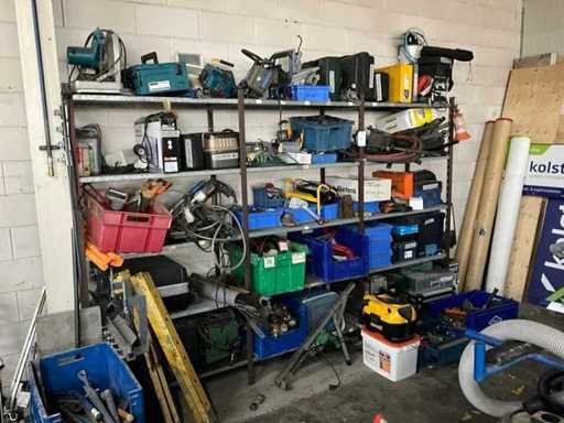 Batch of power tools