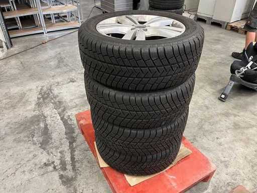 Michelin winterbanden op Mercedes lichtmetalen velgen | so001352 I24