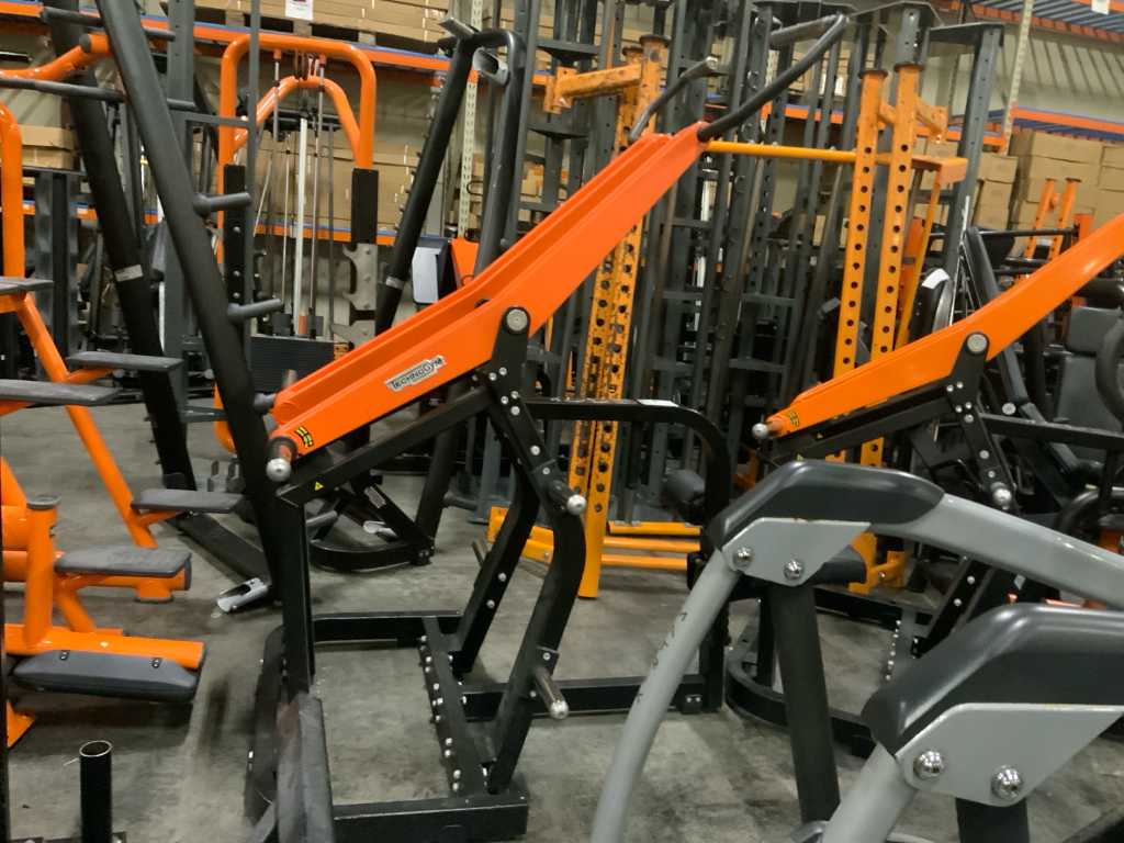 Technogym Pure Pull Down Troostwijk Auctions