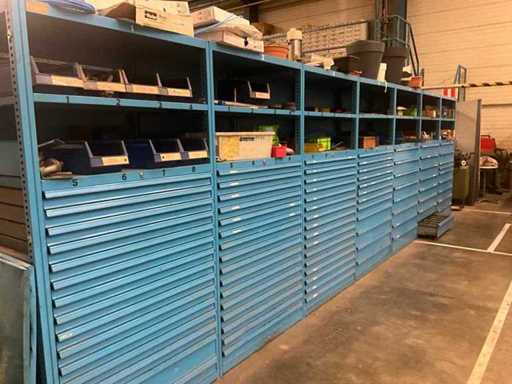 Module/armoire métallique en 7 parties