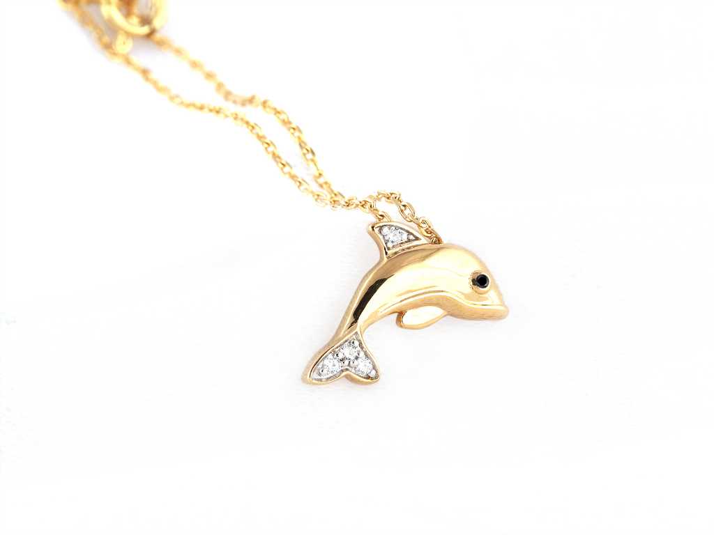 18 KT Yellow gold Necklace with Pendant with Natural Diamond