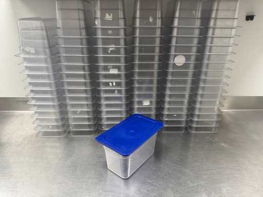 Carlisle - GN 1/4-150 - Plastic gastronorm container with lid (25x)