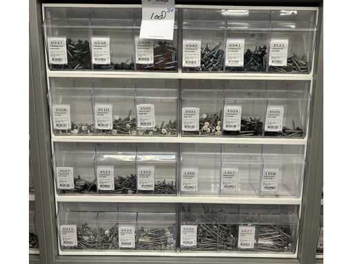 Partia profilowych do blachy, trespa i Spengler