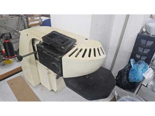 Machine de traitement en périphérie COMELZ COM 4