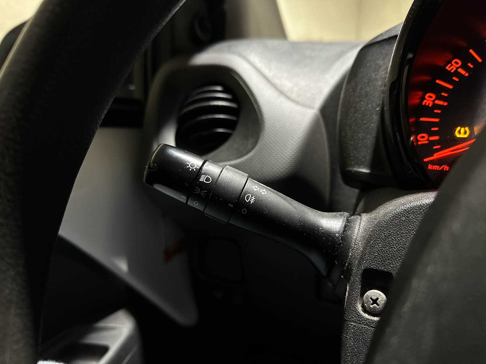 Peugeot 108 1.0 e-VTi Active 72pk 2021 (Origineel-NL), N-569-KN