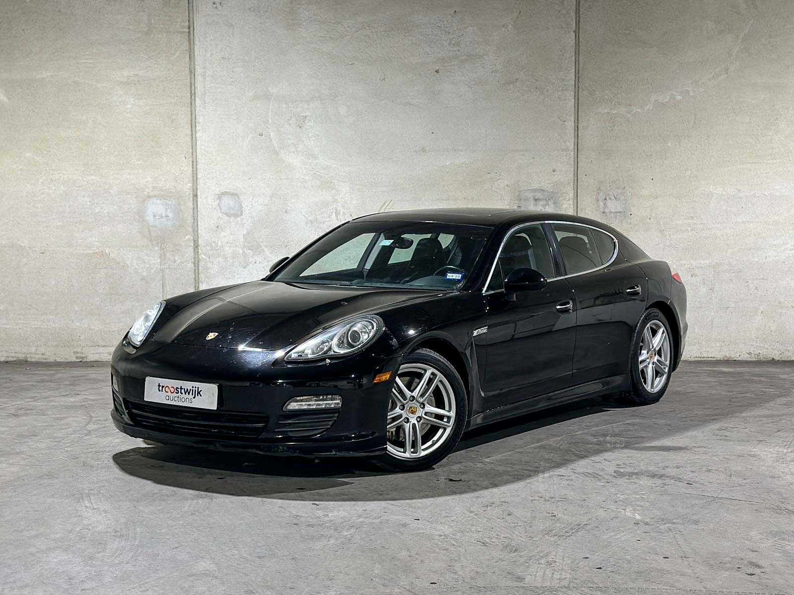 Porsche Panamera S 4.8 V8 405pk 2011